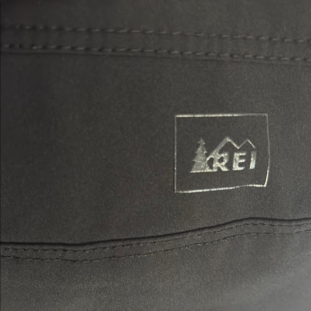 REI Black Straight Leg Athleisure Pants - Size 16 - Picture 3 of 8